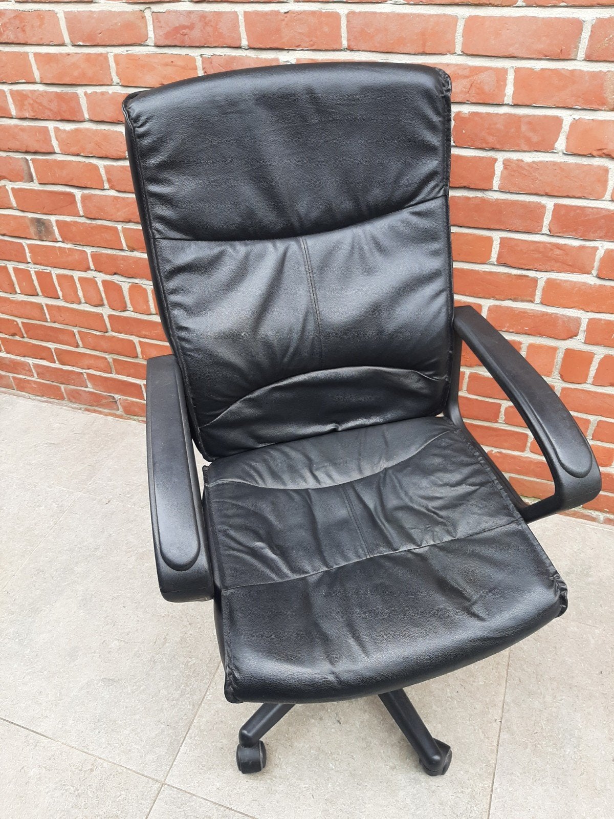 Chaise de bureau noire en bon état, Maison & Meubles, Enlèvement, Chaise de bureau
