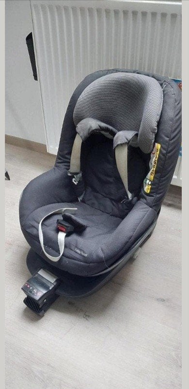Maxi-Cosi 2wayFix + Maxi-Cosi 2wayPearl, Ophalen, Gebruikt, 0 t/m 18 kg, Slaapstand