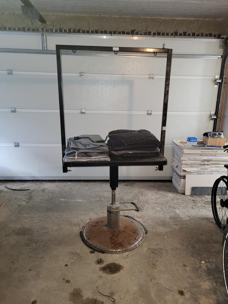 Trimtafel 60x90 hydraulisch verstelbaar., Ophalen