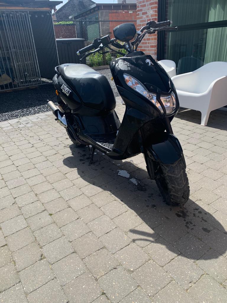 Peugeot streetzone 2 takt, Fietsen en Brommers, Scooters | Peugeot, Ophalen, Tweetakt, Speedfight, 50 cc