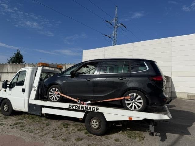 Depanage Takeldienst Pechverhelping Transport Z plaat, Auto's, Stof, Gebruikt, 4 cilinders, Bedrijf