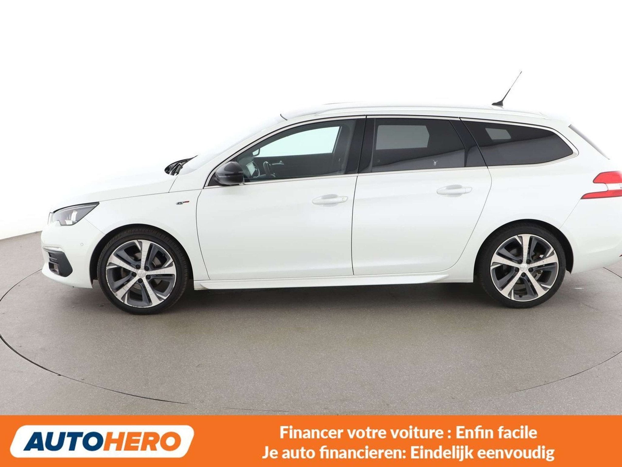 Peugeot 308 1.2 PureTech GT Pack (bj 2020), Auto's, Voorwielaandrijving, 1199 cc, Wit, 96 kW