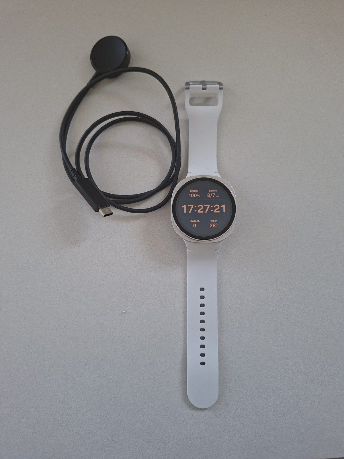 Samsung Galaxy watch 8, Handtassen en Accessoires, Sporthorloges, Ophalen, Wit, Nieuw, Samsung