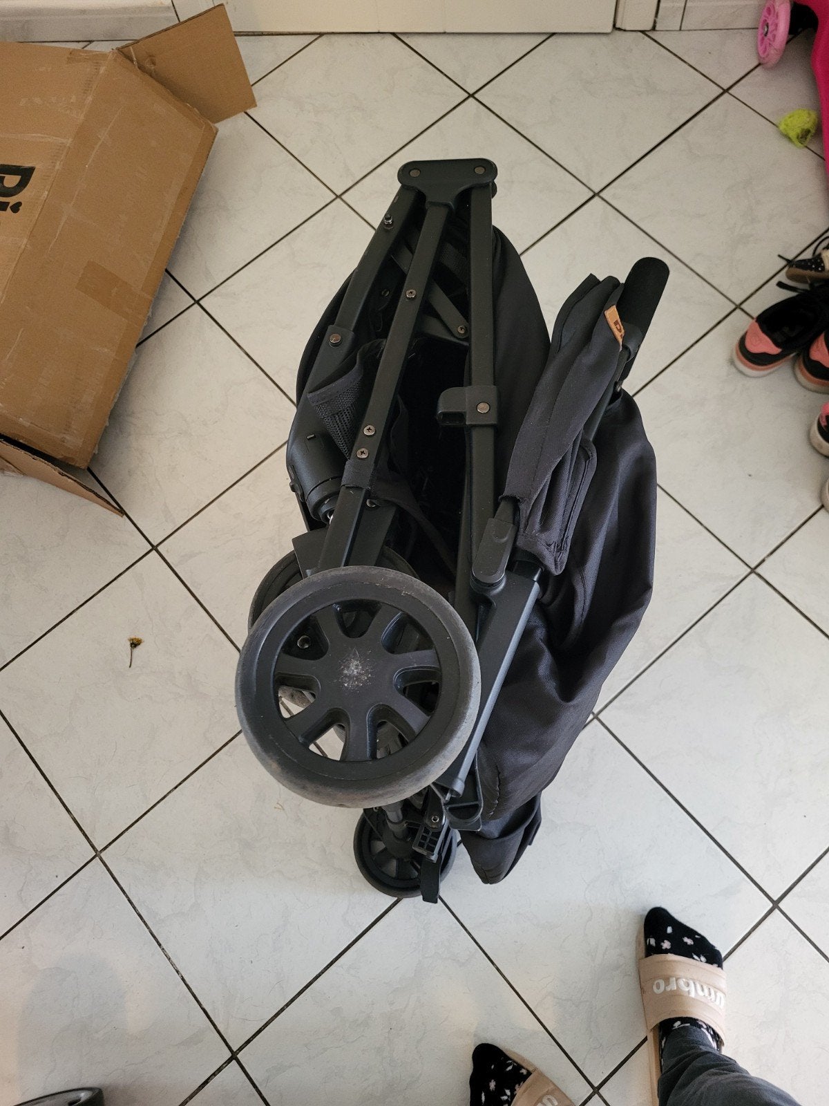 Dubbel buggy, Kinderen en Baby's, Buggy's, Ophalen of Verzenden, Zo goed als nieuw, Overige merken, Verstelbare rugleuning