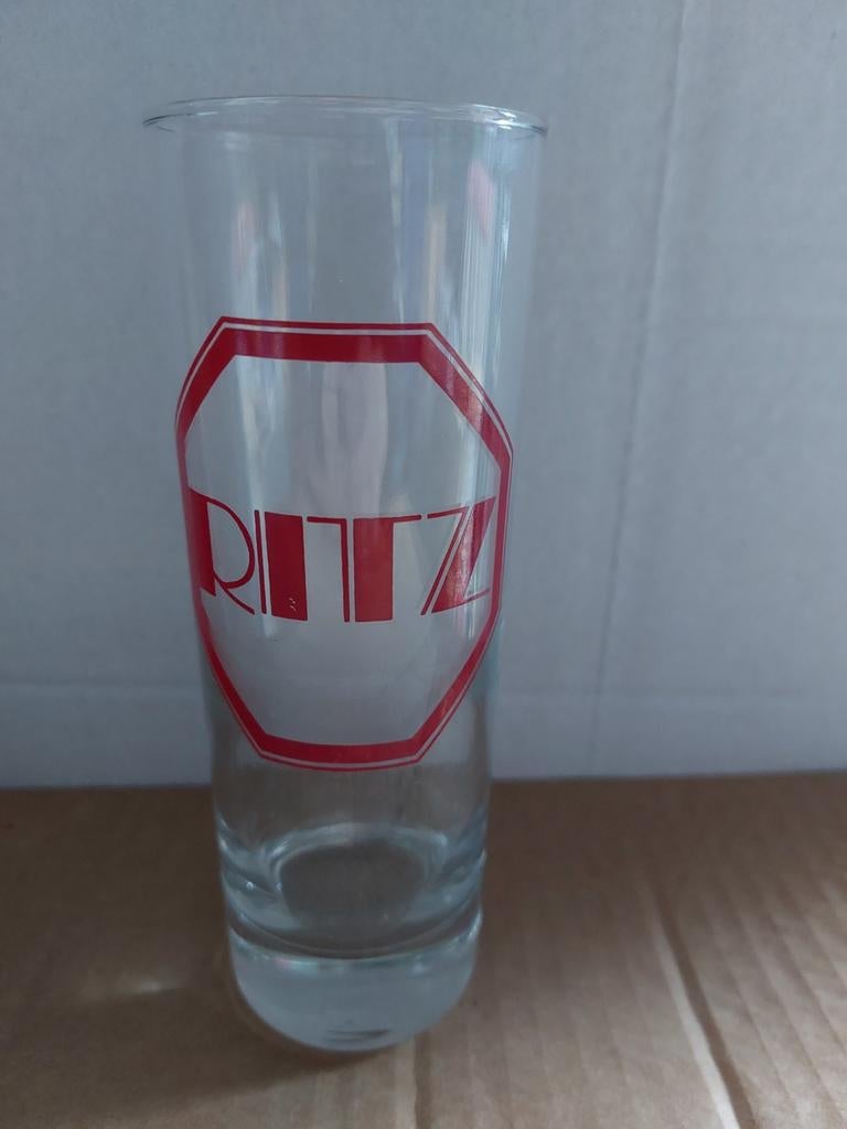 RITZ (Sint-Niklaas), Envoi, Comme neuf