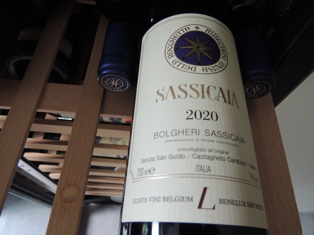 Sassicaia 2020 6 flessen in houten kist, Collections, Pleine, Comme neuf, Enlèvement, Vin rouge