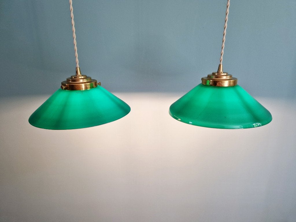 Duo de suspensions en opaline verte, style Art Déco, Antiquités & Art, Antiquités | Éclairage, Enlèvement ou Envoi