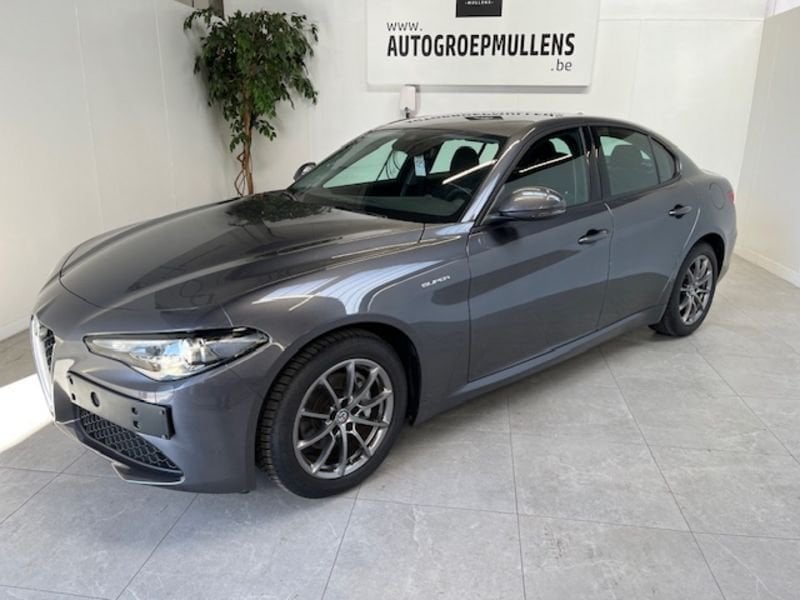 Alfa Romeo Giulia, Autos, Argent ou Gris, Achat, Entreprise, Cruise Control