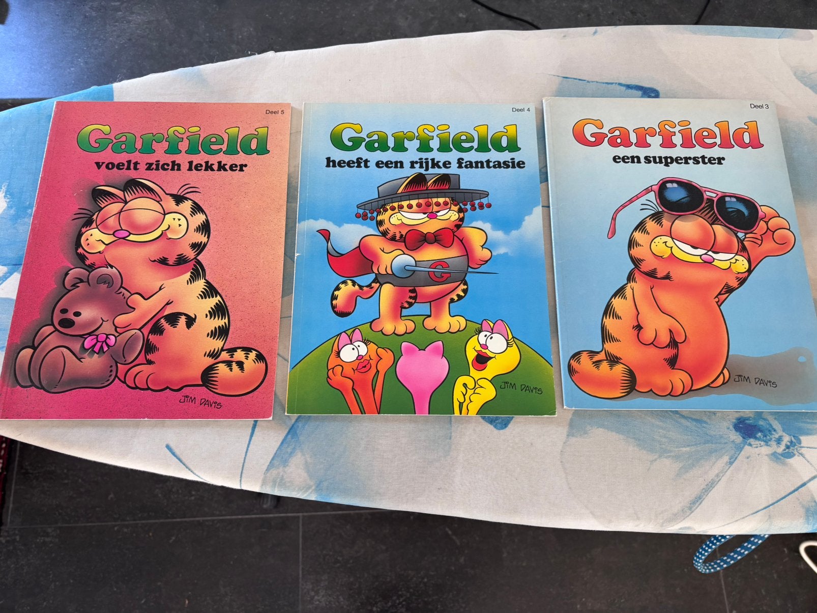 Garfield strips 1984-1985, Meerdere stripboeken, Ophalen of Verzenden, Zo goed als nieuw