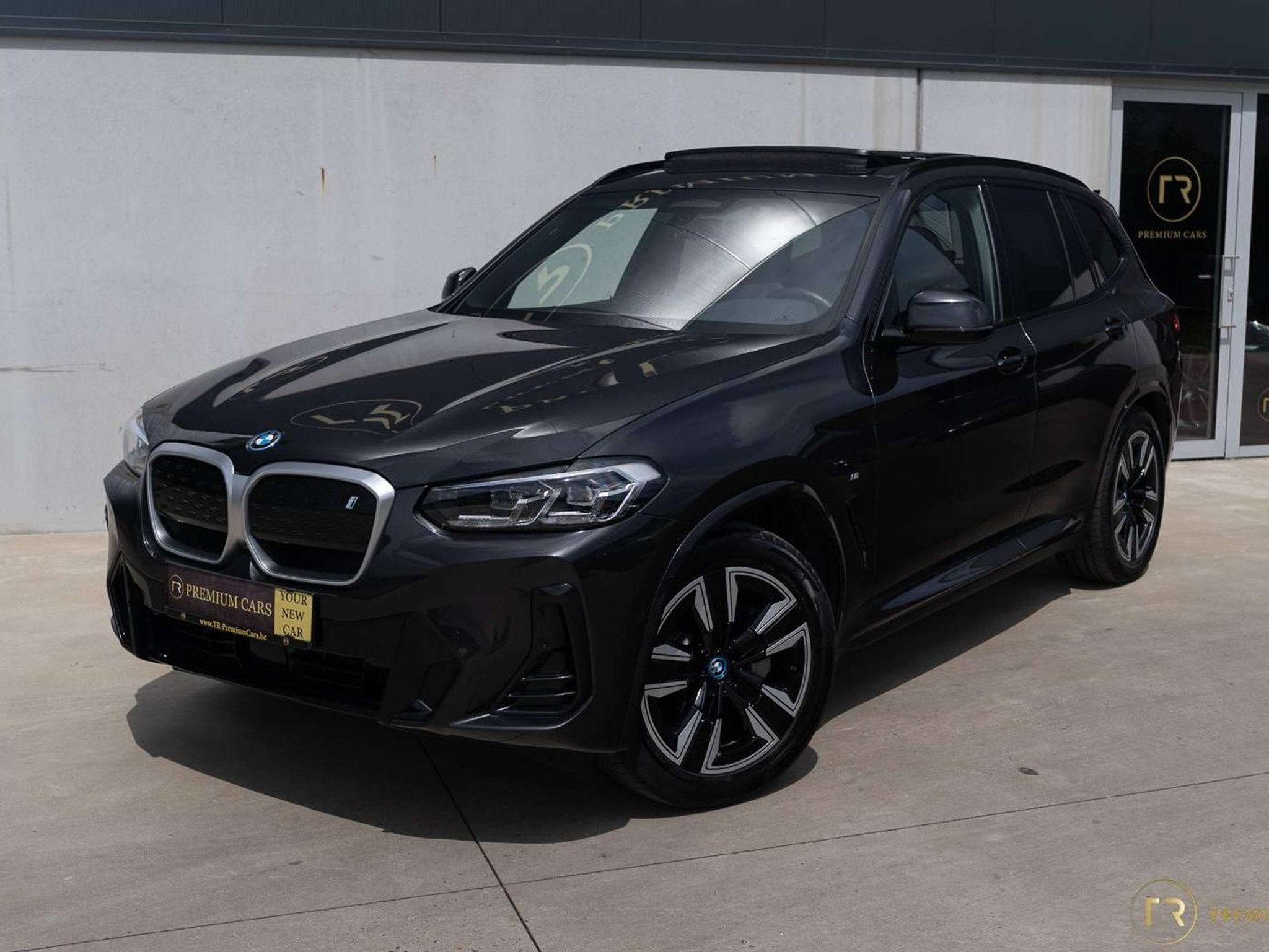 BMW iX3 80 kWh l M-Pack l Pano l HiFi l Heated Seats l Trekh, Auto's, Automaat, 2740 kg, Gebruikt, 468 km