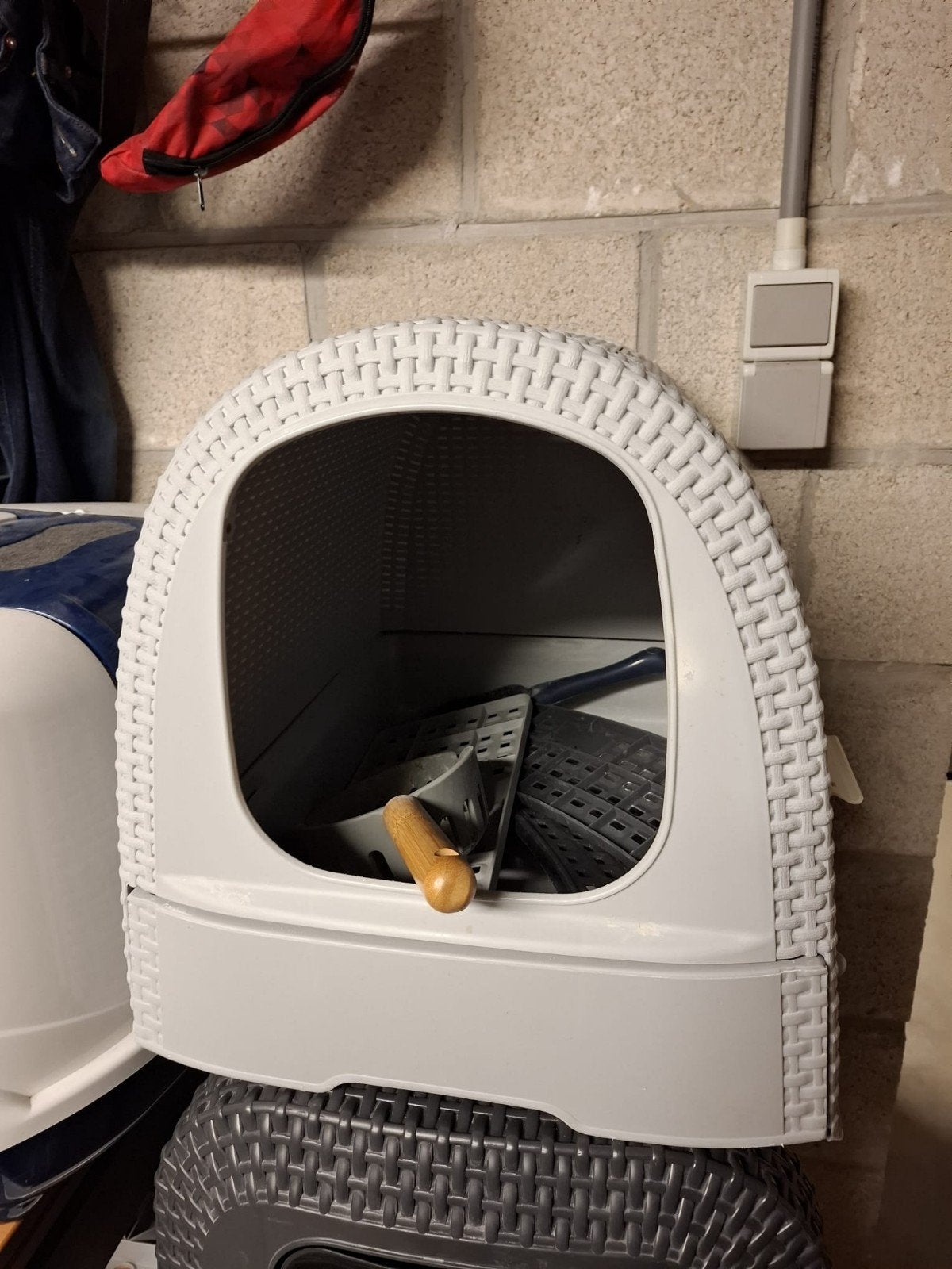 4 kattenbakken, Ophalen, Gebruikt