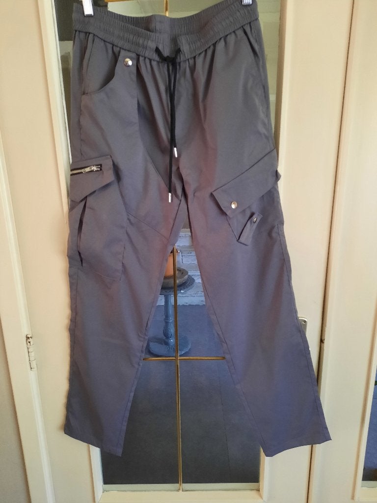 Leuke cargo broek,, Kleding | Heren, Broeken en Pantalons, Nieuw, Maat 52/54 (L), Grijs, Ophalen of Verzenden