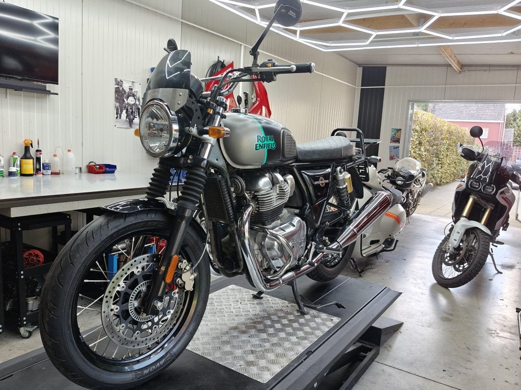 ROYAL ENFIELD, Entreprise, Occasion, 2 cylindres, Permis Moto A2 minimum