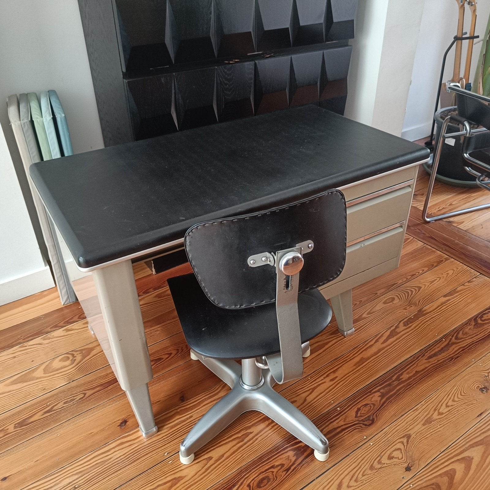 Vintage kinderbureau met bijhorende stoel, Kinderen en Baby's, Ophalen, Gebruikt, Tafel(s) en Stoel(en)