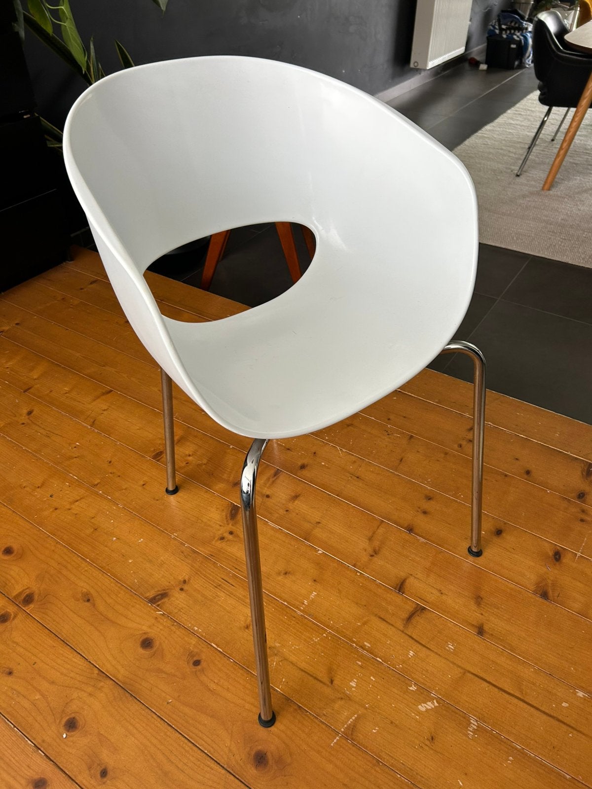 Set van vier witte kuipstoelen goede staat, Huis en Inrichting, Stoelen, Ophalen, Gebruikt, Wit, Vier