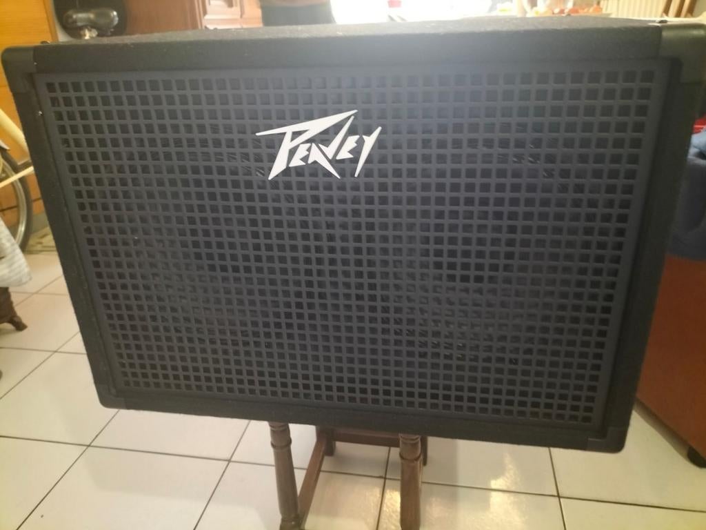 BAS Boxs  "Peavey", Headliner 400wt.Programma., Ophalen