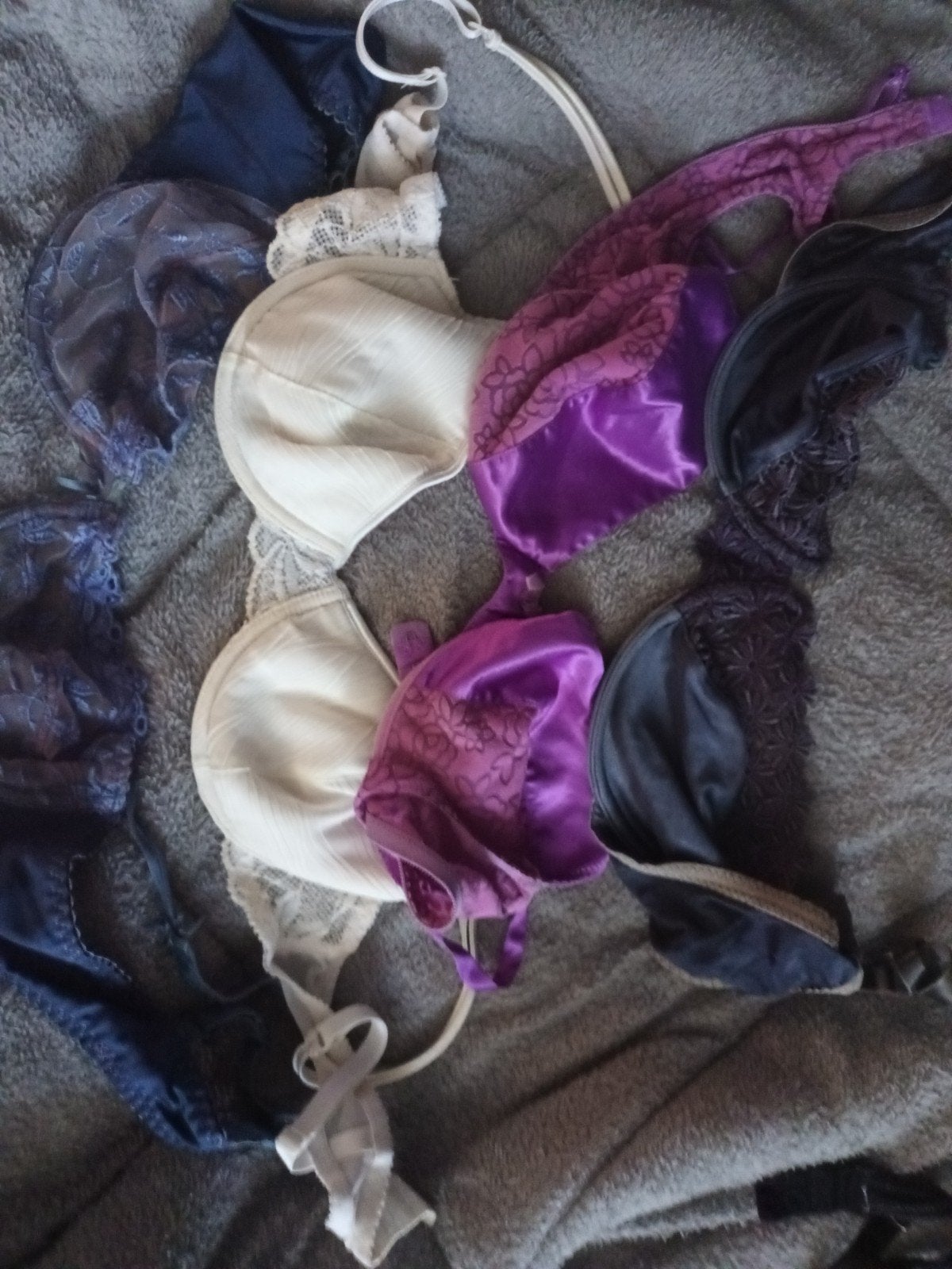 lot Soutien-gorge, Envoi, Soutien-gorge
