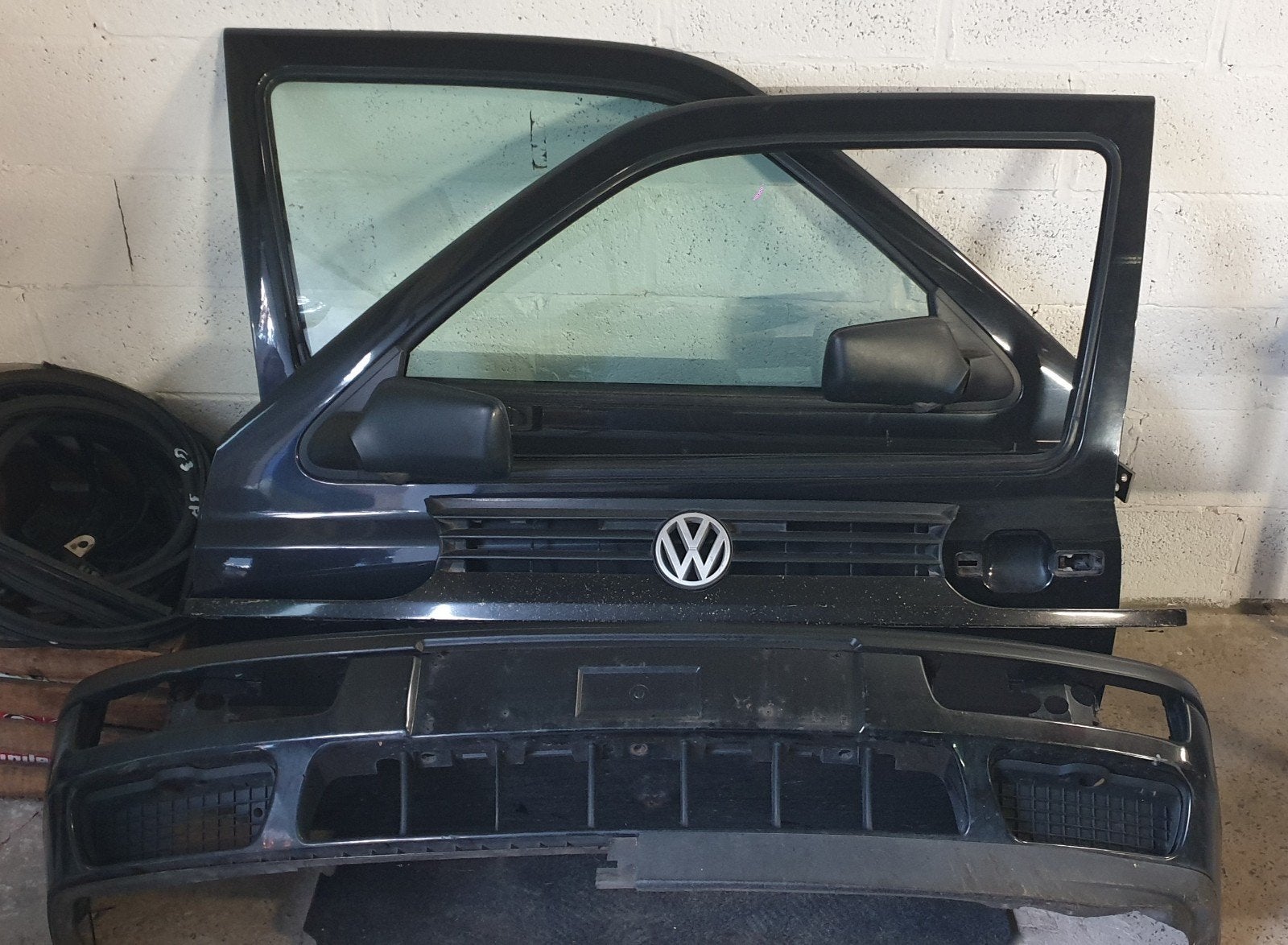 Golf 3 carrosserie Noir, Autos : Pièces & Accessoires, Carrosserie & Tôlerie, Enlèvement ou Envoi