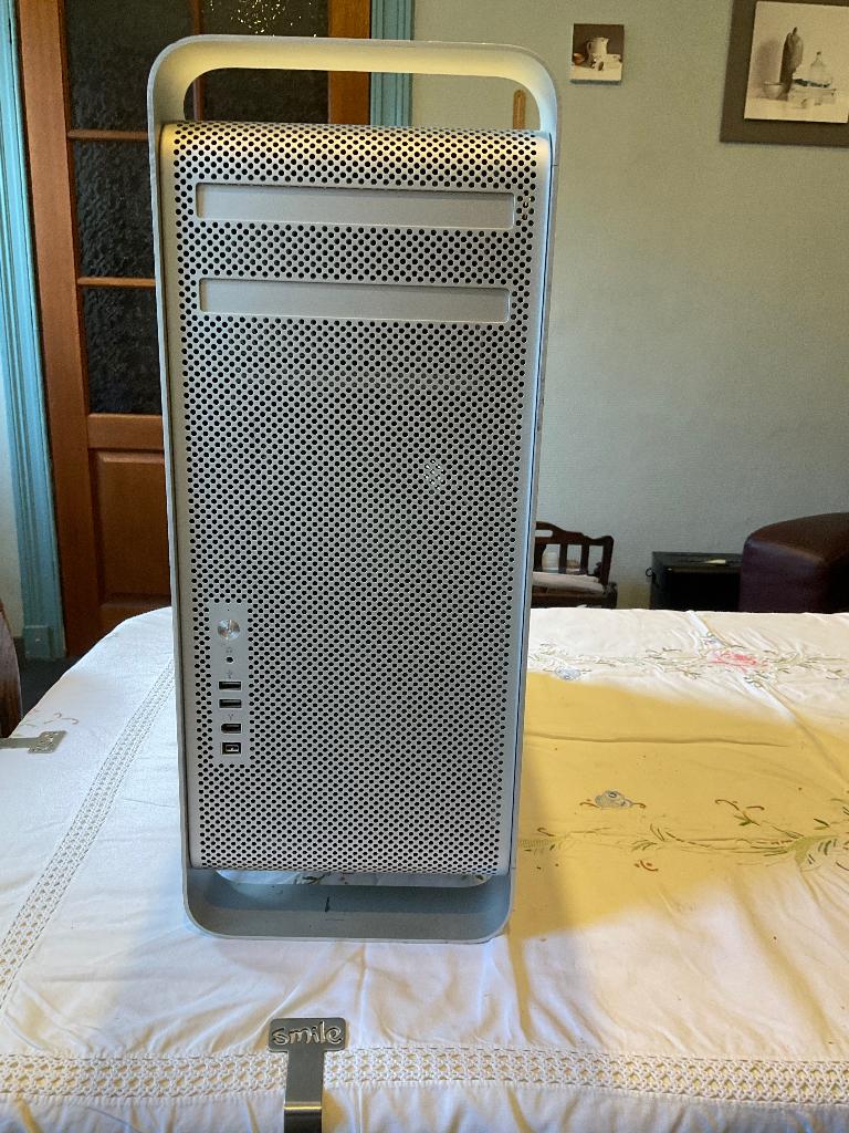 Mac Pro - 2x3 Ghz Dual-Core 11GB 667 MHz DDR2, Computers en Software, Apple Desktops, Ophalen, Gebruikt, 2 tot 3 Ghz, 8 GB