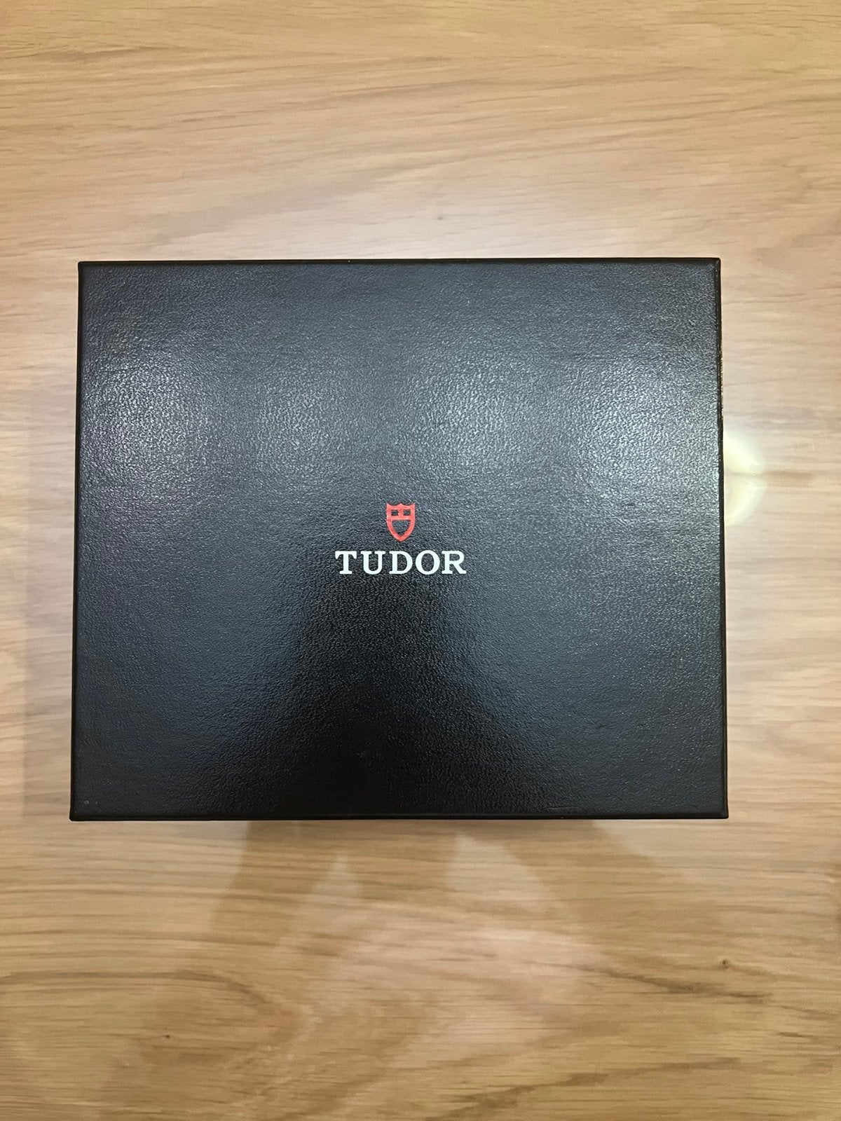 Tudor Black Bay Bronze 43 mm –Full Set –État proche du neuf, Enlèvement, Comme neuf, Cuir