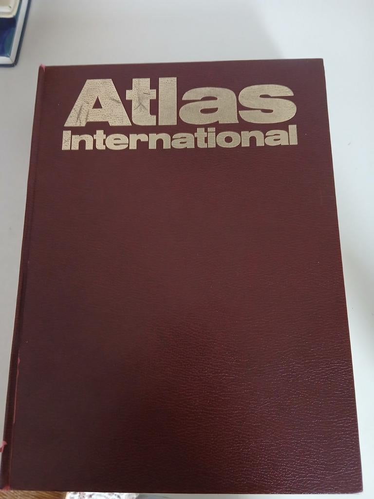 Atlas international, Boeken, Atlassen en Landkaarten, Ophalen, Overige atlassen, Zo goed als nieuw, 1800 tot 2000