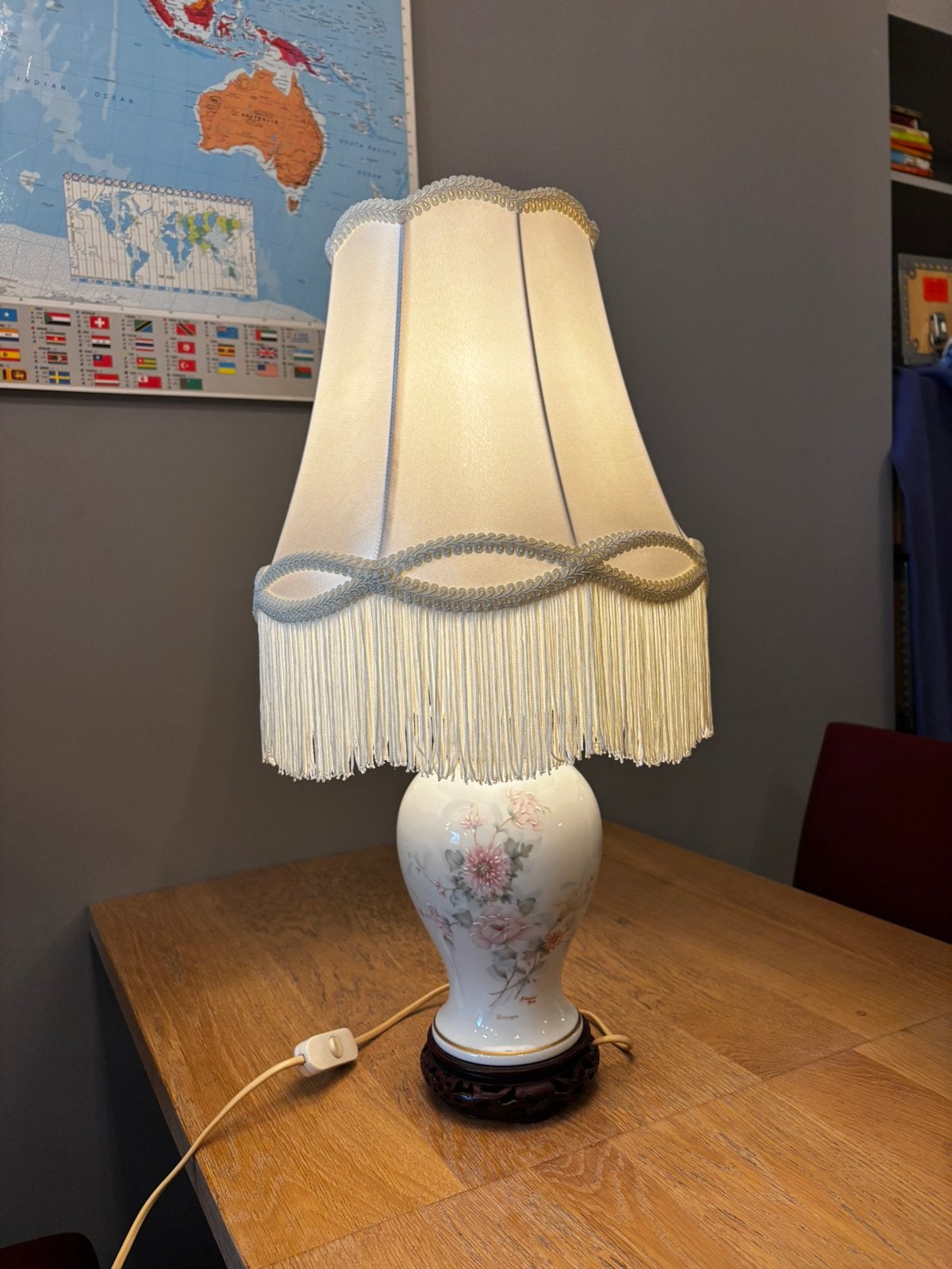 Elegante Limoges porseleinen tafellamp met kap, Huis en Inrichting, Lampen | Tafellampen, Zo goed als nieuw, Ophalen