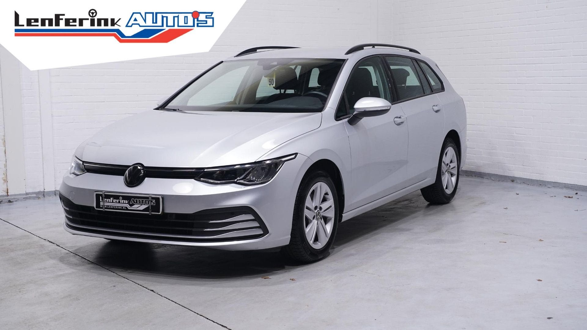 Volkswagen Golf Variant 1.0 eTSI Life NAP 1e Eig. Apple Carp, Automaat, Zwart, Electronic Stability Program (ESP), Bedrijf