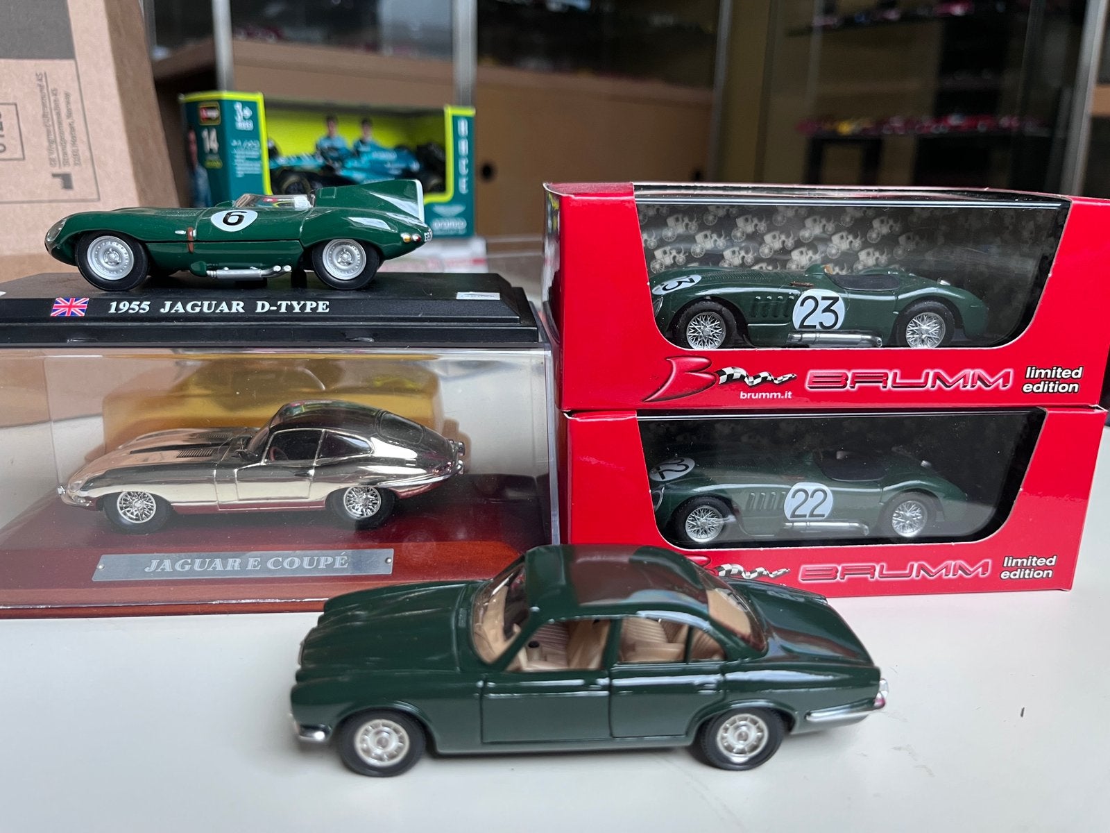 1/43 lot de 5 Jaguar, Hobby & Loisirs créatifs, Voitures miniatures | 1:43, Enlèvement, Utilisé, Voiture