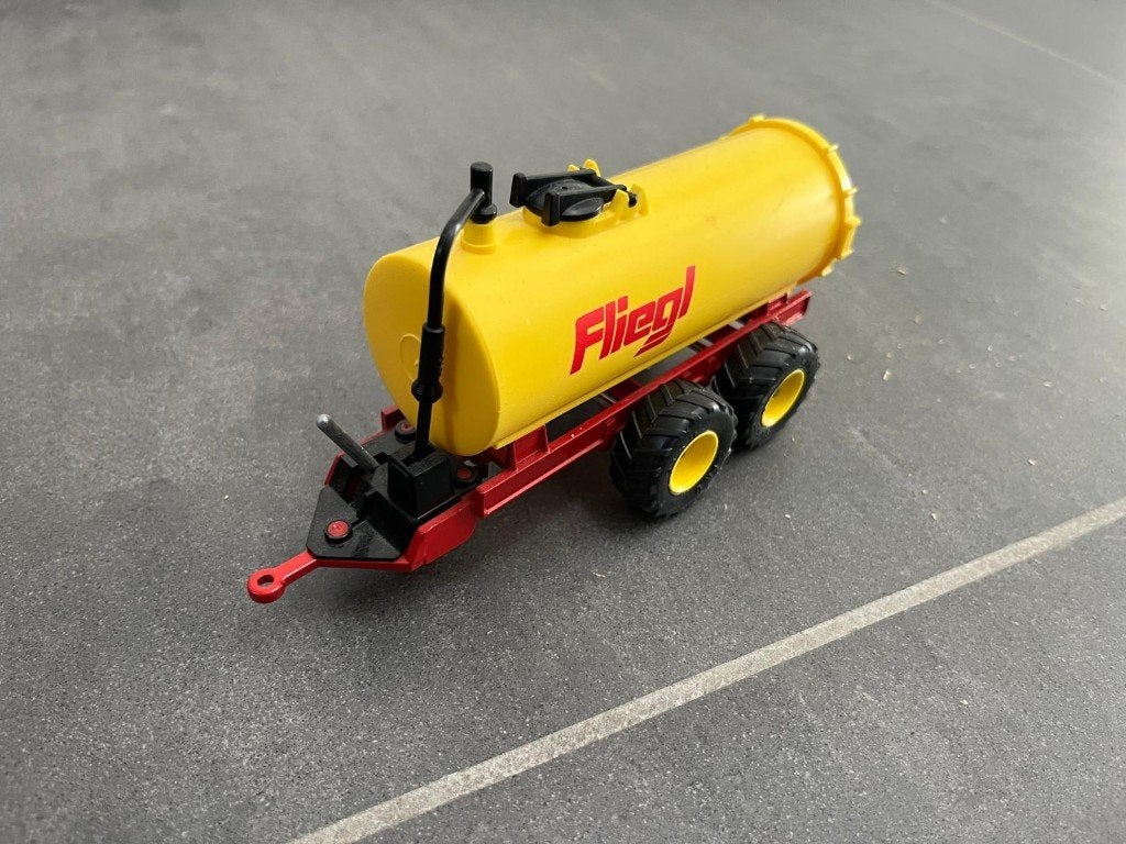 Citerne agricole Fliegl SIKU 1/32, Enlèvement ou Envoi, Comme neuf, Tracteur et Agriculture, SIKU