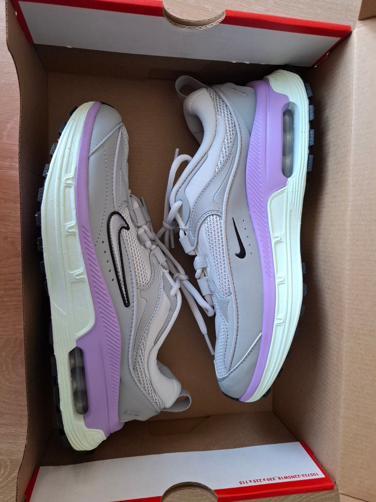 Nieuwe nike schoenen, Neuf, Gris, Enlèvement ou Envoi, Sneakers et Baskets