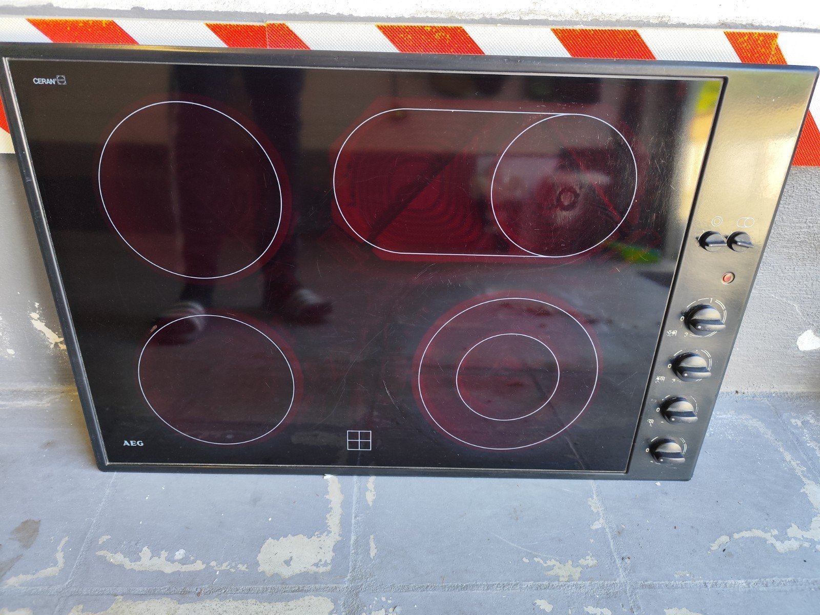 Vitrocéramique AEG, Electroménager, 4 zones de cuisson, Enlèvement, Utilisé, Encastré