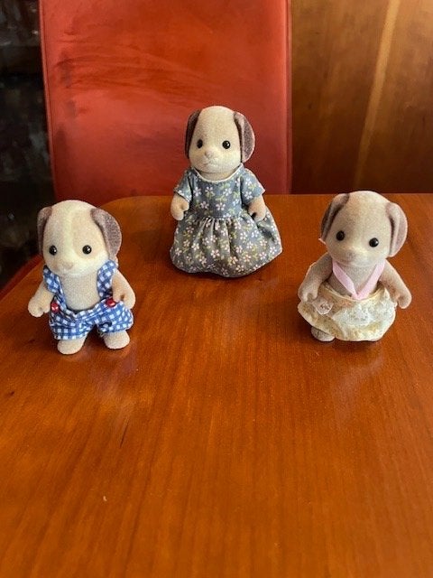 Sylvanian Vintage famille chien Beagle, Enlèvement ou Envoi, Utilisé, Maison de poupées