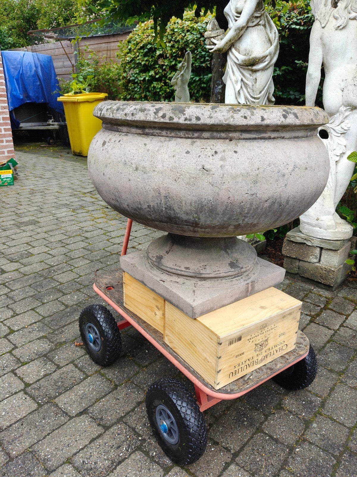 Zeer grote 65cm doorsnede tuinvaas beton bloempot modern, Tuin en Terras, Ophalen