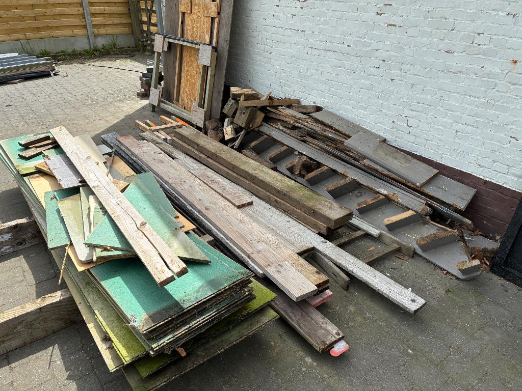 Hout: planken, jufferblokken, platen, enz…, Ophalen, Gebruikt