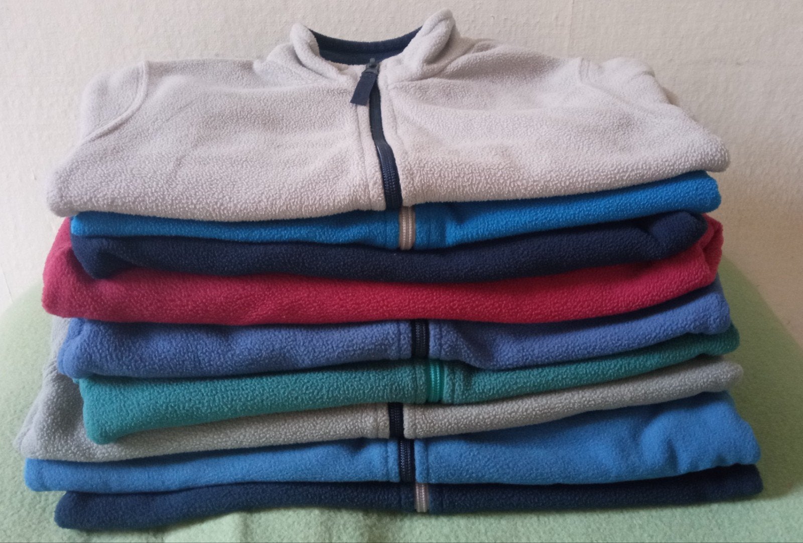 lot de 9 gilets/ sweat polaires automne-hiver enfant, Enfants & Bébés, Enlèvement ou Envoi, Comme neuf, Taille 116