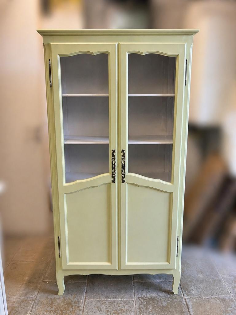 Petite vitrine relooké, Avec tablette(s), Comme neuf, 100 à 150 cm, Chêne