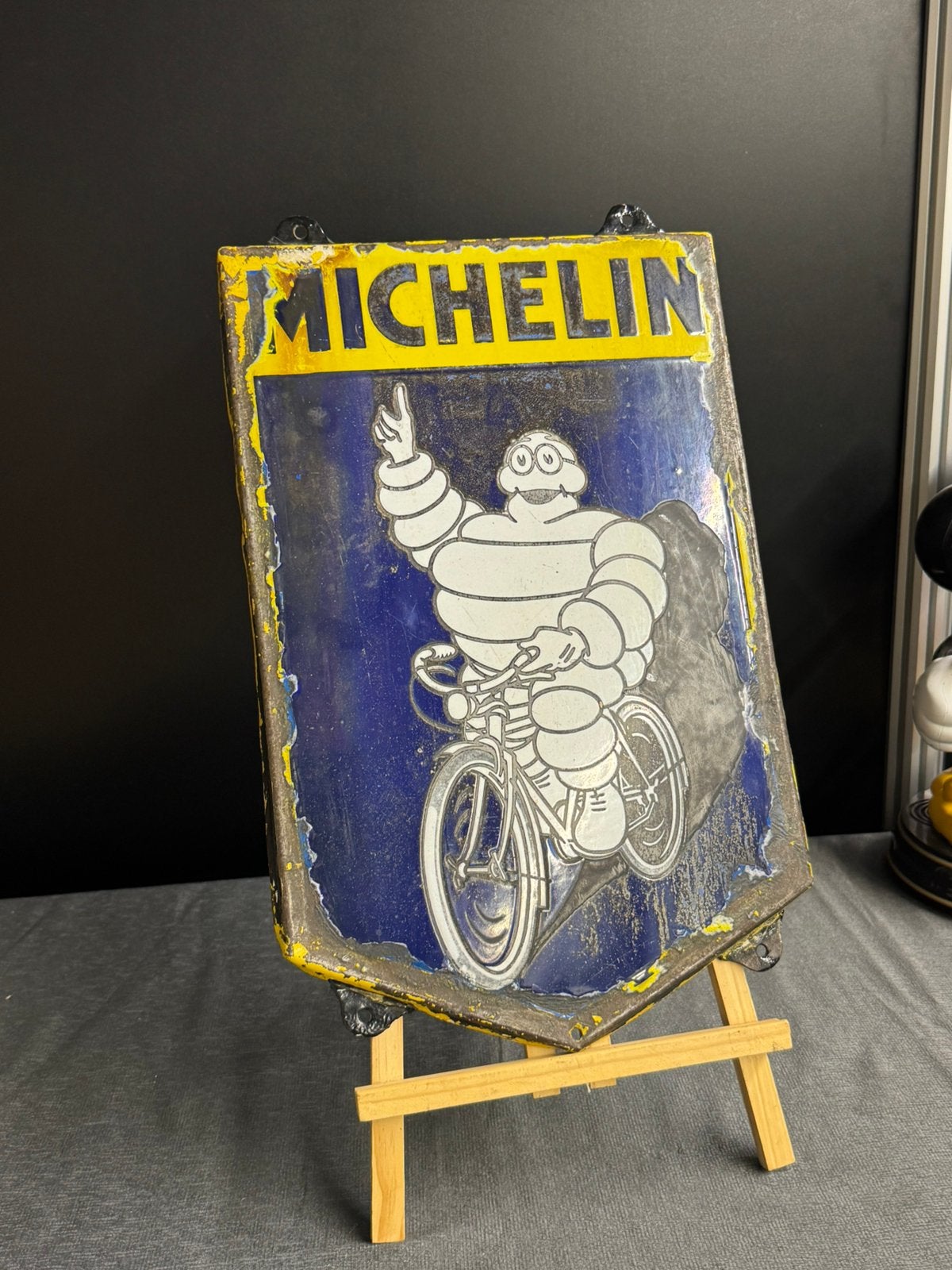 Rare panneau d'affichage en émail MICHELIN, Panneau publicitaire, Enlèvement ou Envoi, ., Utilisé