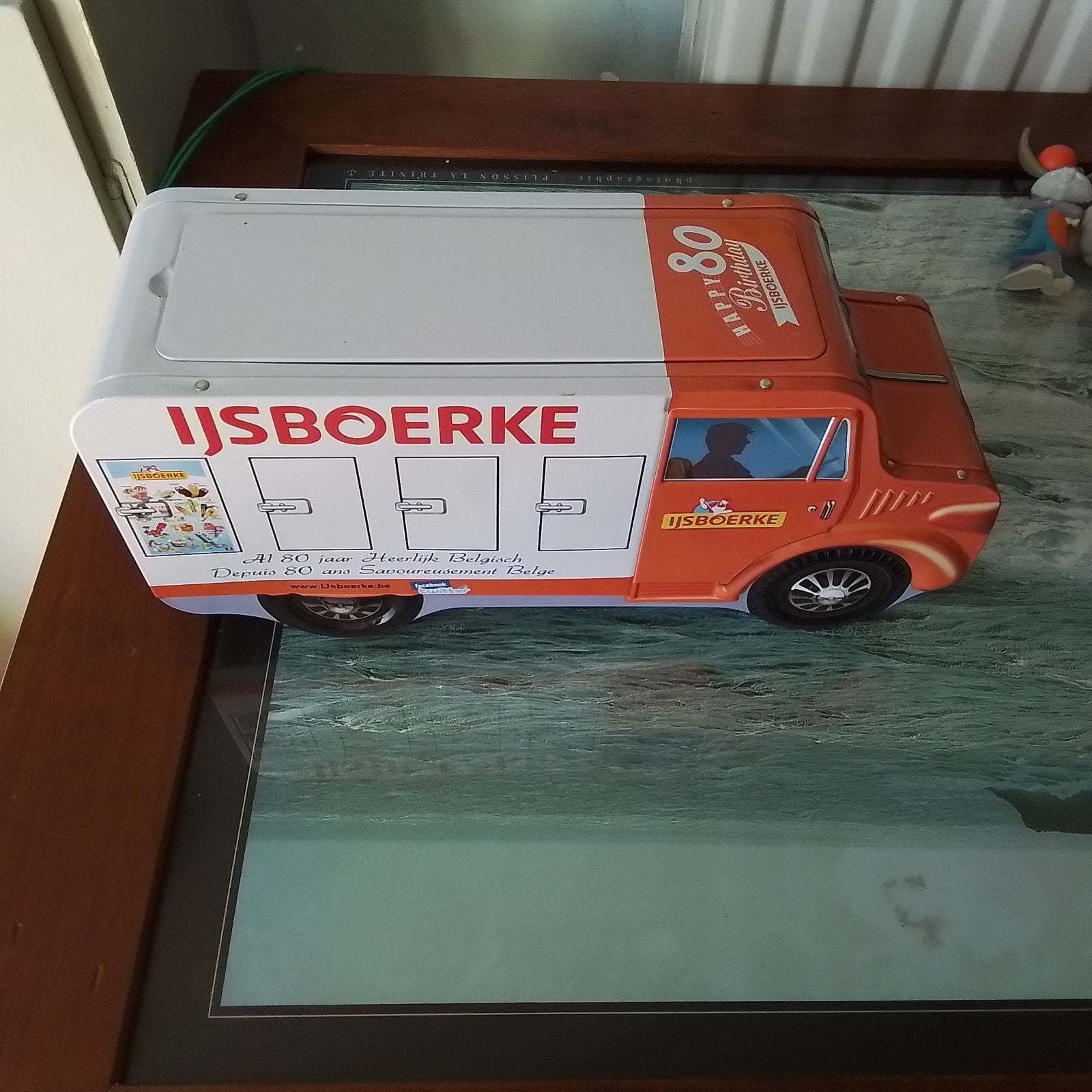 ijsboerke blik, Collections, Enlèvement