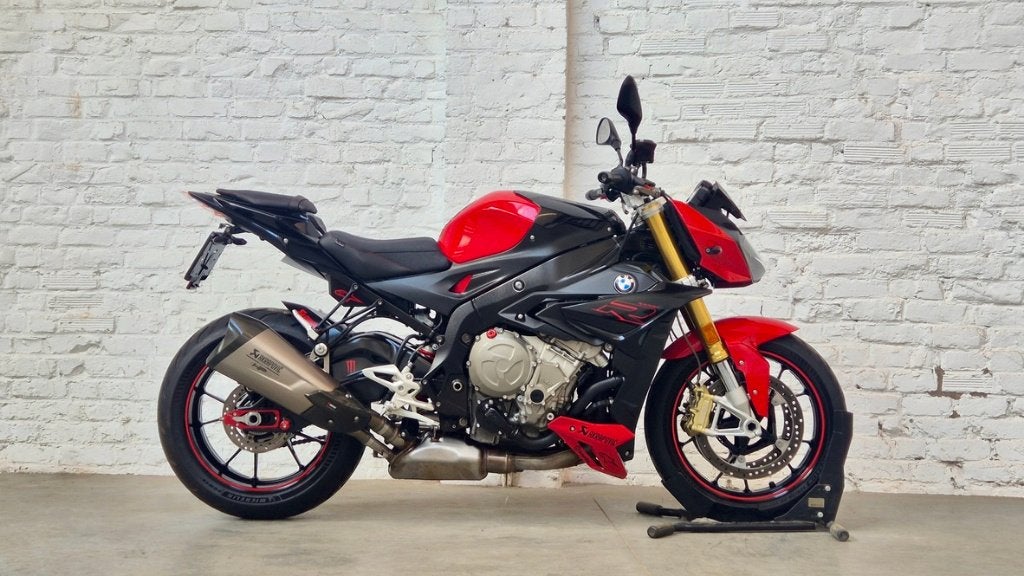 BMW S1000R S 1000 R 1e Eig Dynamic+Comfort pack @motomobilia, Motoren, Occasion, 4 cilinders, Motorrijbewijs A, Bedrijf