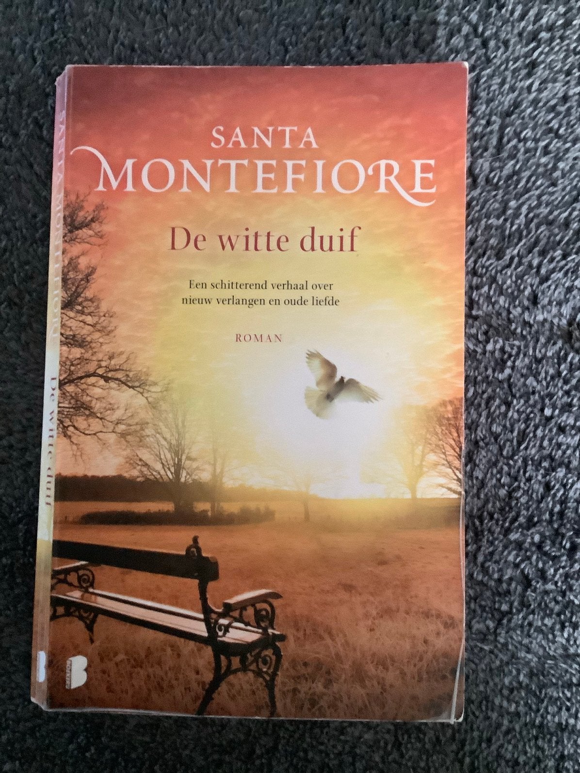 Roman : Santa Montefiore - De witte duif, Ophalen, Gelezen, Santa Montefiore