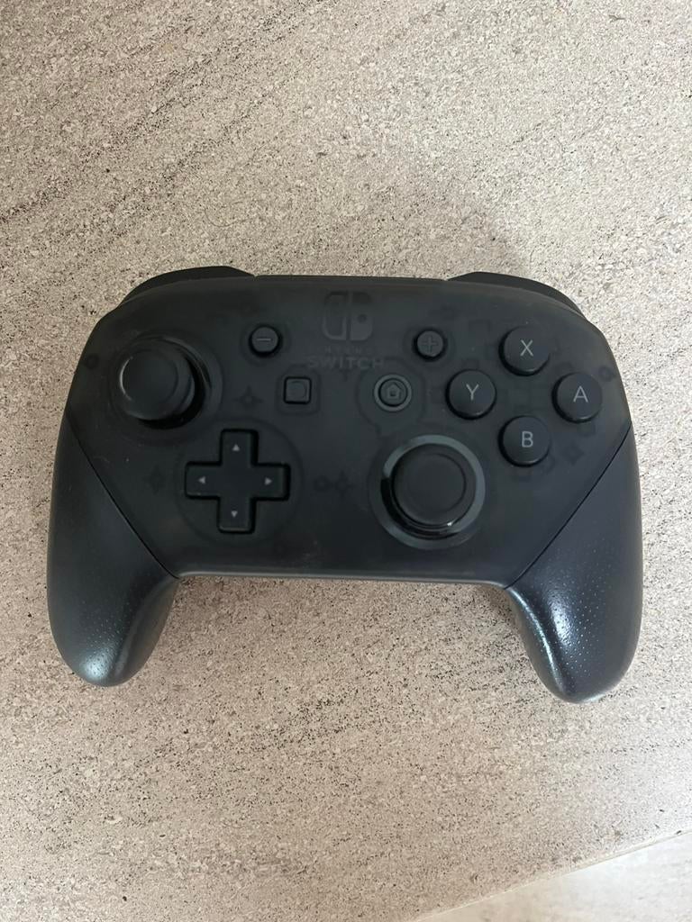 Officiële pro controller Nintendo Switch, Enlèvement, Comme neuf