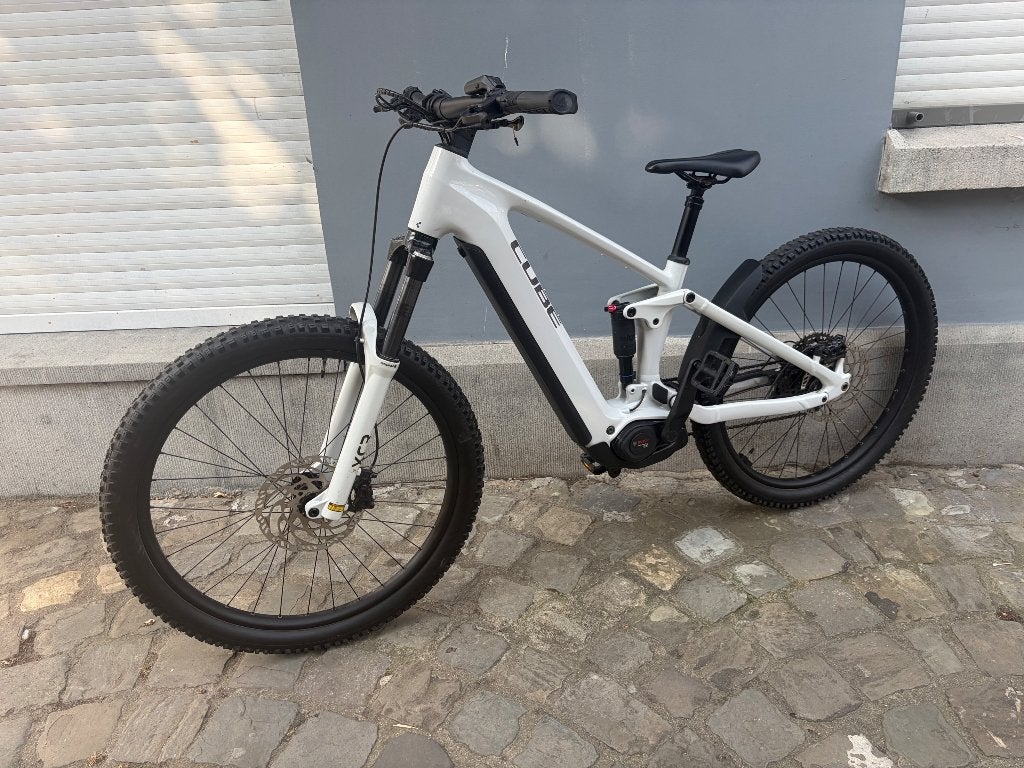CUBE Stereo Hybrid ONE44 PRO, Ophalen, Zo goed als nieuw, 50 km per accu of meer, Cube