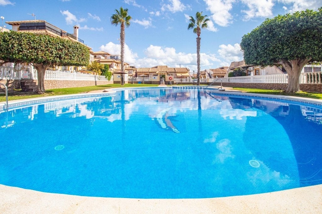 Jolie maison à vendre à 1 Km de la plage Orihuela Costa, Orihuela Costa, Maison d'habitation, 2 pièces, Espagne