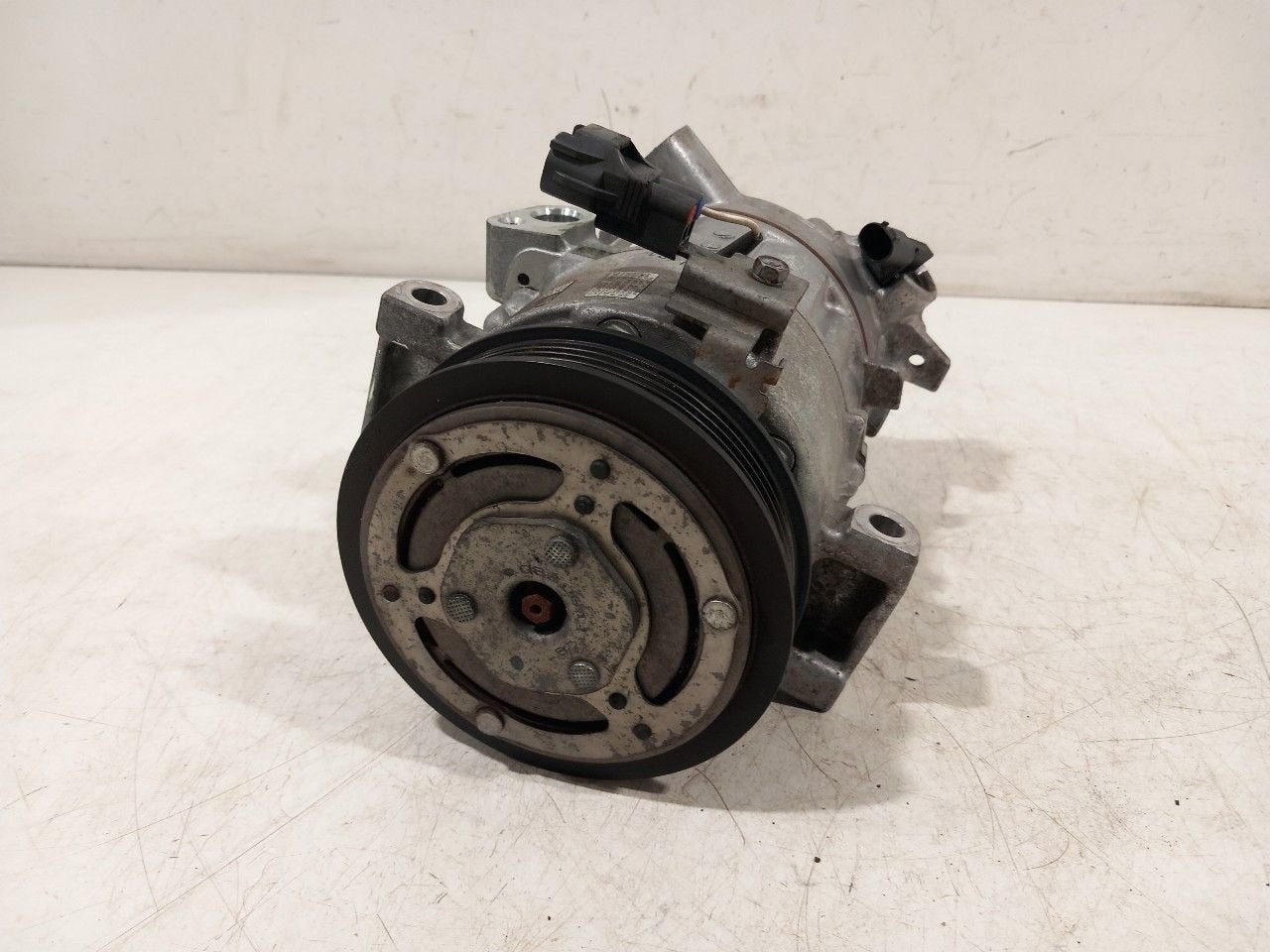 Airco pomp Jeep Renegade, Jeep, Onderdelen@venauto.nl, Van der Ven Autorecycling B.V., Gebruikt