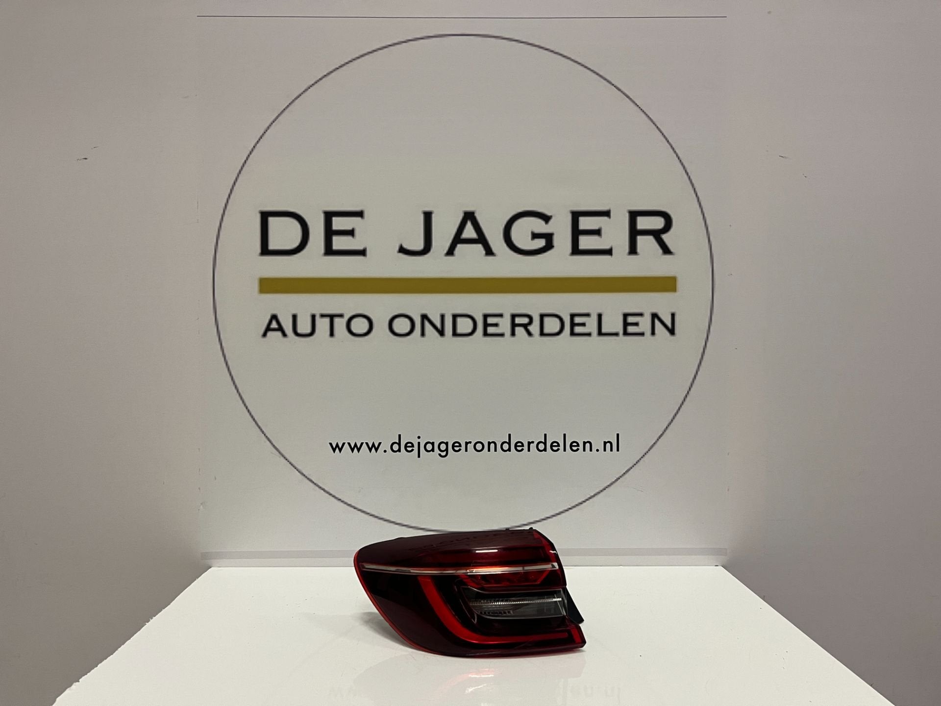 RENAULT CLIO 5 LED ACHTERLICHT RECHTS ACHTER 265551550R, Renault Group, Gebruikt, Contact.group@renault.com, Renault