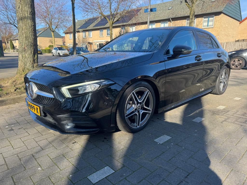 Mercedes benz A180 bjr 2019 nette leuke auto, Auto's, Particulier, Te koop, Achteruitrijcamera