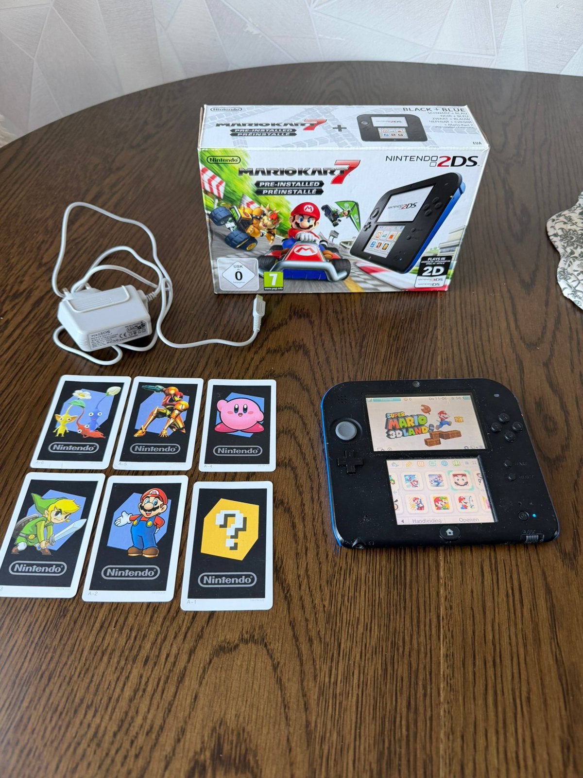 Nintendo 2ds met hshop, Games en Spelcomputers, Spelcomputers | Nintendo 2DS en 3DS, Ophalen, Zo goed als nieuw, 2DS