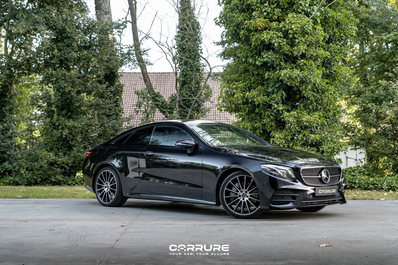 Mercedes-Benz E 350 COUPE AMG LINE ACC PANO LEDER CARPLAY, Auto's, 4 zetels, 158 g/km, 0 kg, Zwart