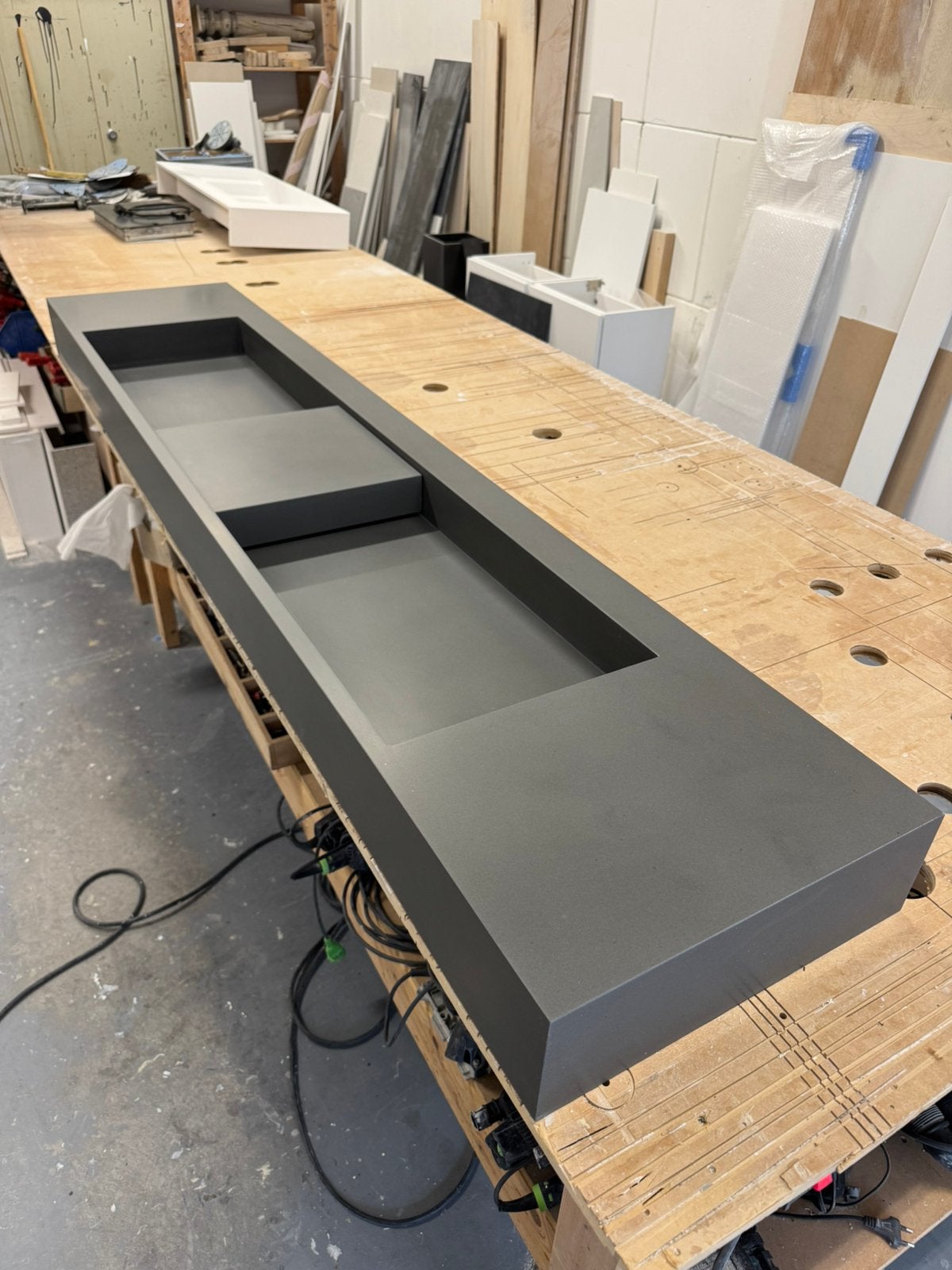 Hi-Macs solid surface wastafel 2.20 mtr, Huis en Inrichting, Badkamer | Badkamermeubels, Ophalen, Nieuw, 200 cm of meer, Minder dan 100 cm