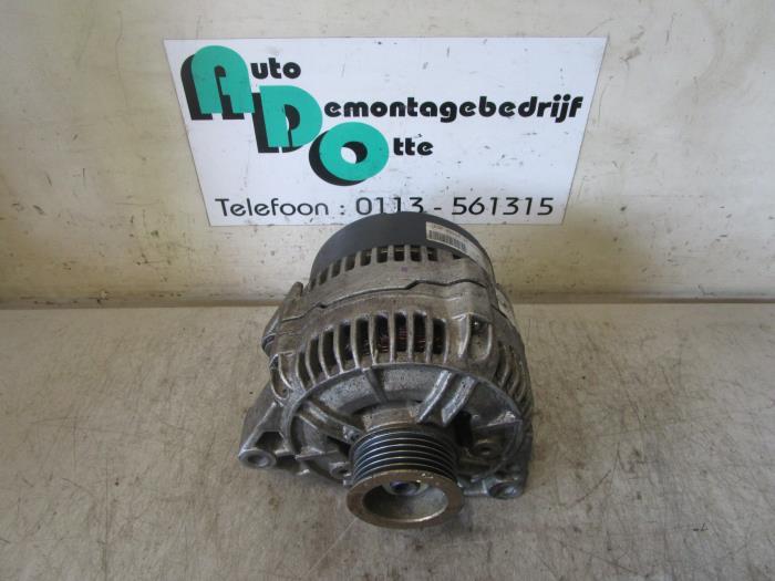 Dynamo van een Opel Omega (Omega B 94-), Auto-onderdelen, Gebruikt, -, -, Opel